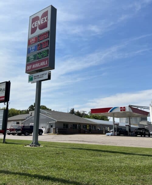 minneota store exterior view