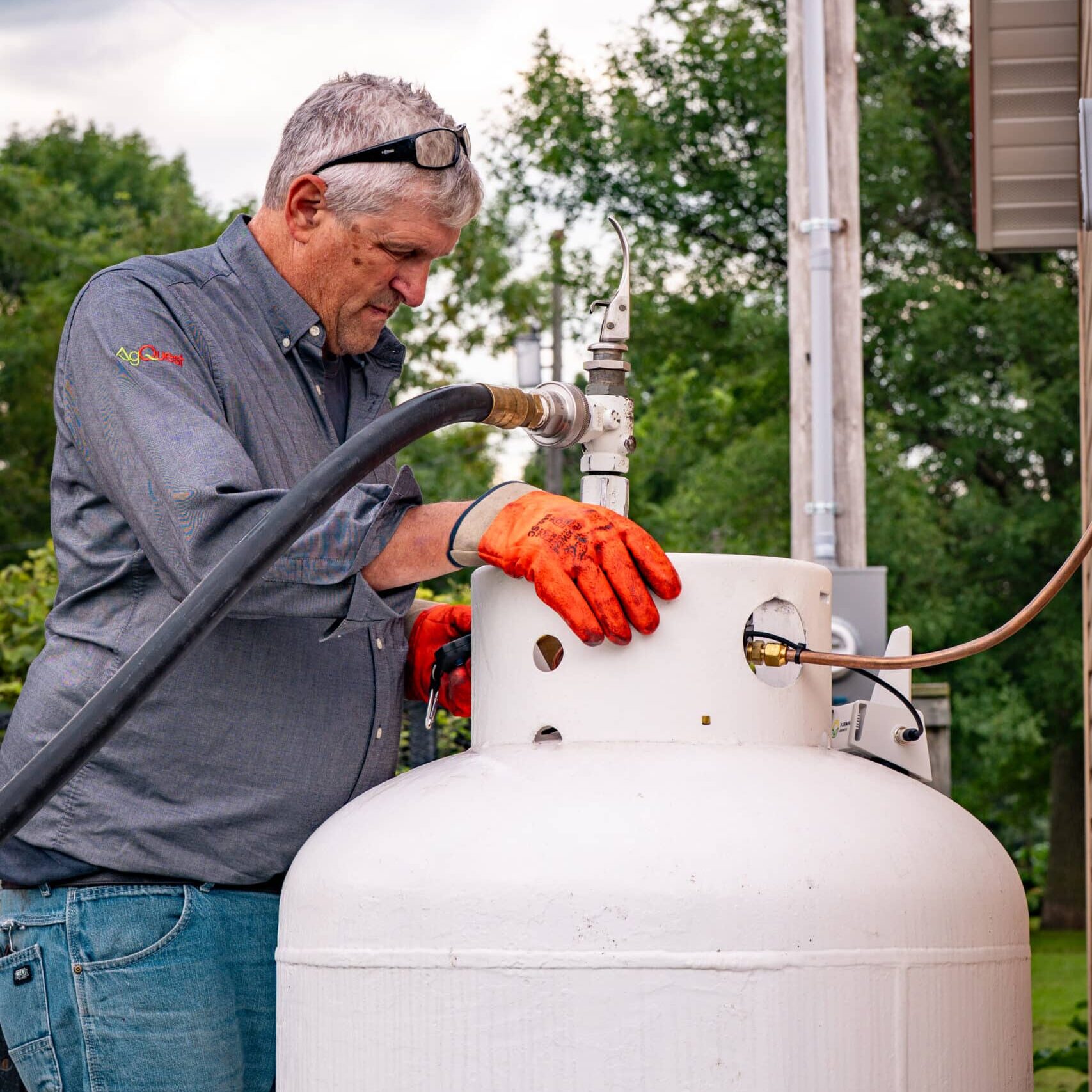 dave filling home propane tank