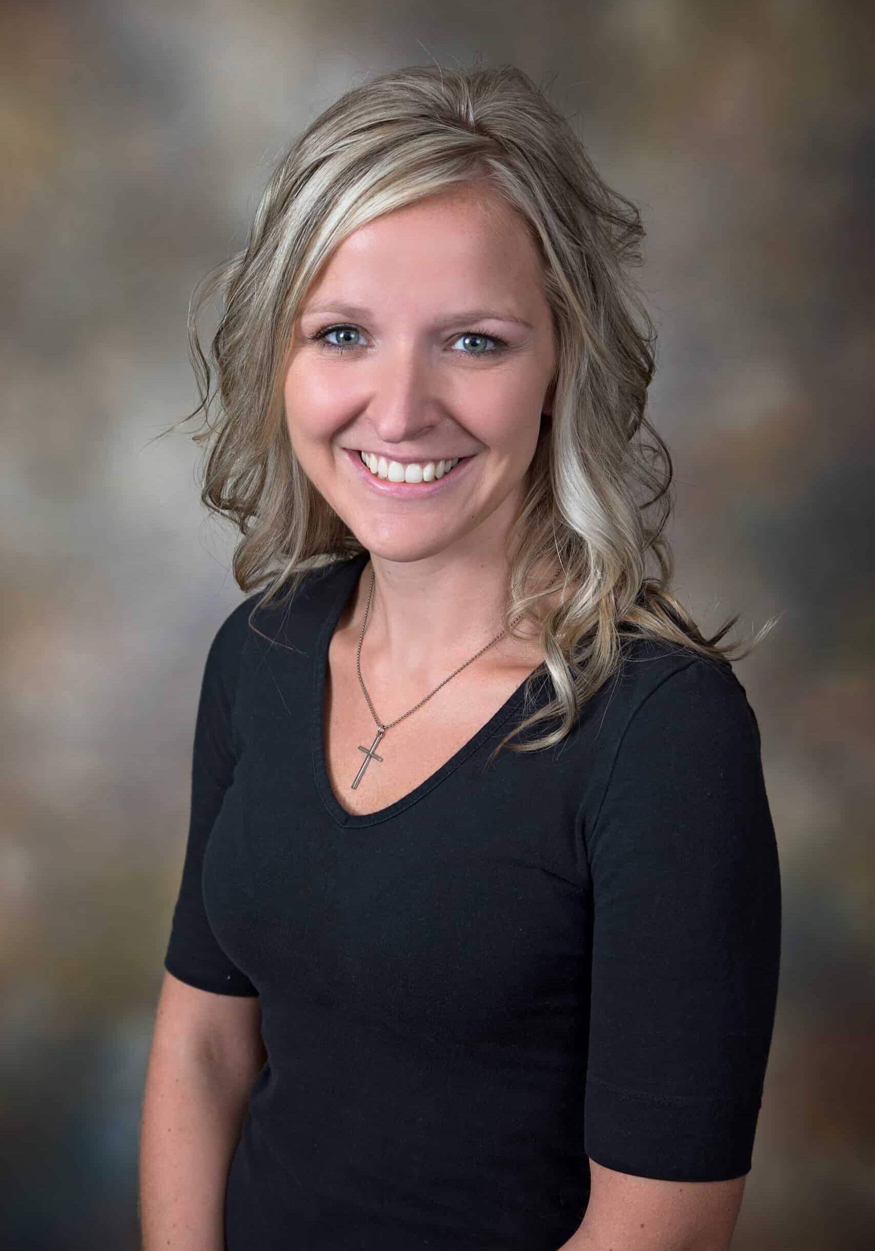 robertson, melissa headshot