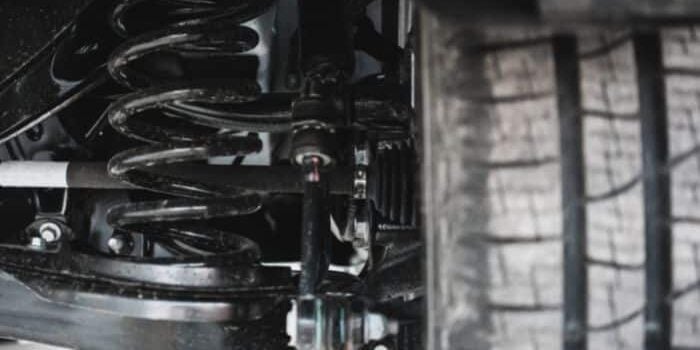 Suspension under vehicle