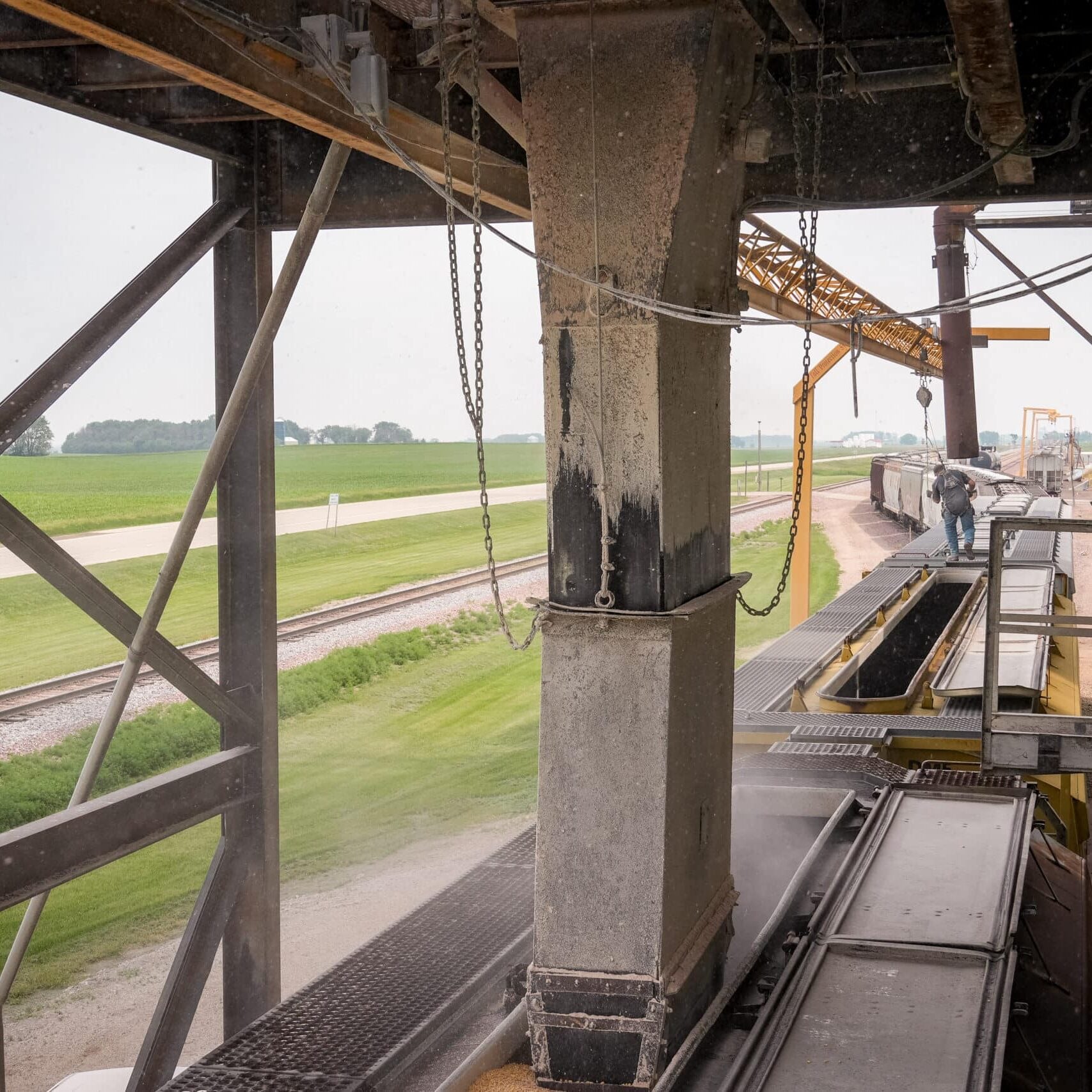 farmward employee train loaded with grain
